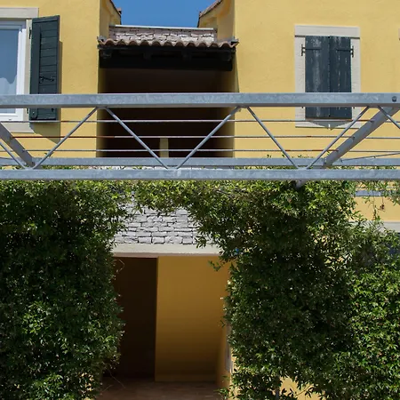 Faro Apartamento Bašanija