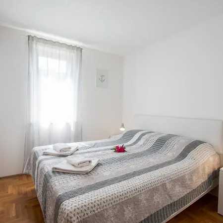 Faro Apartment