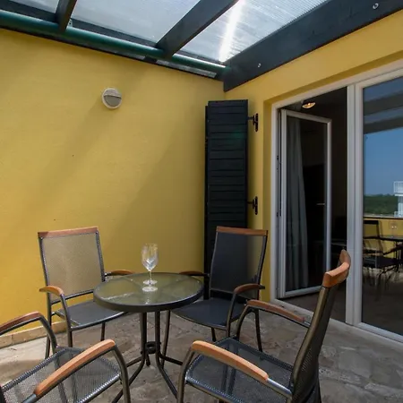 Faro Apartment *