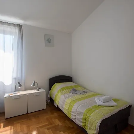 Faro Apartment