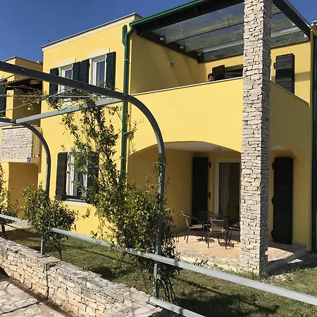 Faro Apartmán Bašanija